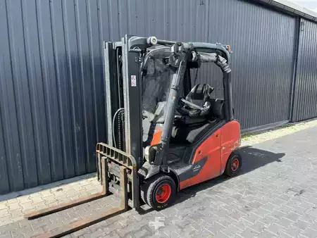Wózki gazowe 2019  Linde H20T-01 (1)