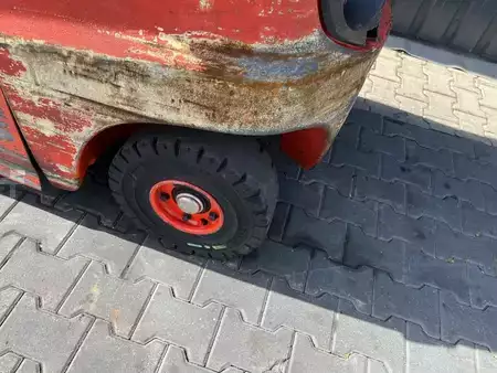 Wózki gazowe 2019  Linde H20T-01 (9)