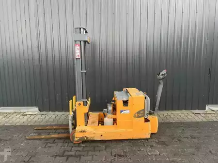 Ruční vysokozdvižný vozík 2018  OMG 715FS (2)