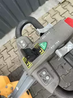 Ruční vysokozdvižný vozík 2018  OMG 715FS (8)
