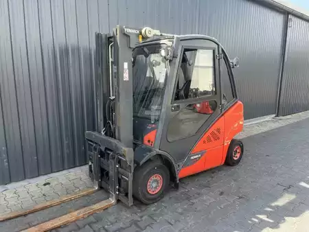 Wózki gazowe  Linde H25T-02 (1)