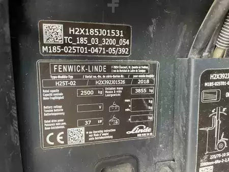 Wózki gazowe  Linde H25T-02 (4)