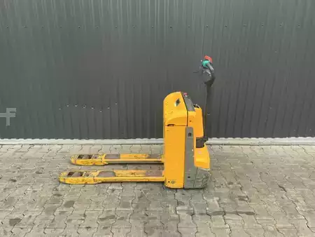 Lavansiirtovaunu 2018  Jungheinrich EJE114 (2)