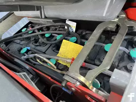 Horizontal-Kommissionierer 2016  Linde V08 (5)