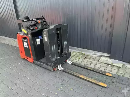 Horizontal-Kommissionierer 2016  Linde V08 (3)
