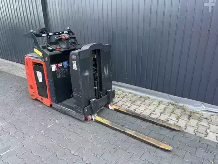Horizontal-Kommissionierer 2016  Linde V08 (3)