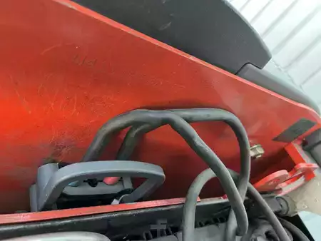 Horizontal-Kommissionierer 2015  Linde V08 (4)