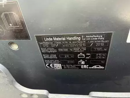 Stacker stå på 2019  Linde D12SP (4)