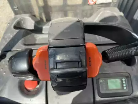 Tukipyörätrukki 2020  Linde D14SP (8)