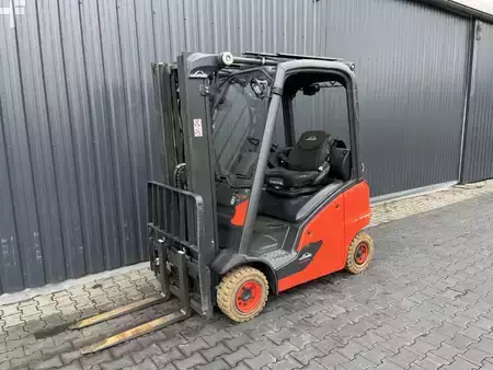Gas truck 2022  Linde H14T-01 (1)