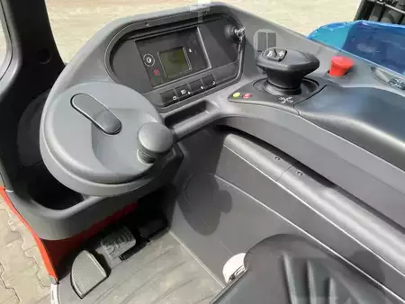 Carretilla retráctil 2022  Linde R14 (10)