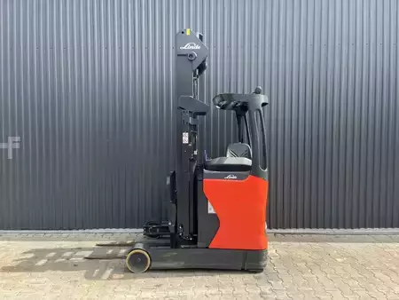 Carretilla retráctil 2022  Linde R14 (2)