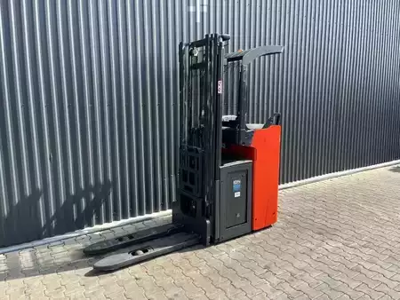 Hochhubwagen Sitz 2019  Linde L16R (1)