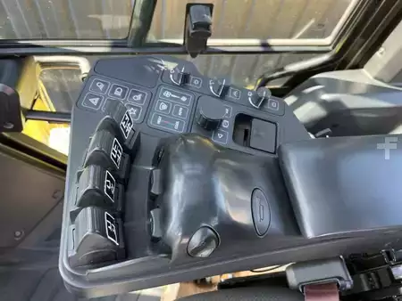 Chariots élévateurs diesel 2022  Hyster H12XD6 (9)