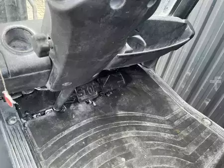 Wózki gazowe  Linde H25T-01 (8)