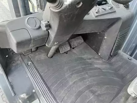 Wózki gazowe  Linde H25T-02 (9)