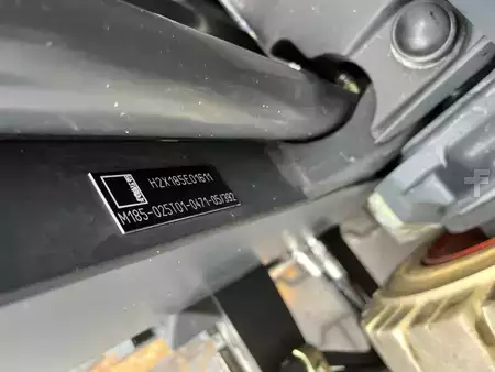 Wózki gazowe  Linde H25T-02 (5)