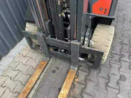 Wózki gazowe  Linde H25T-02 (9)