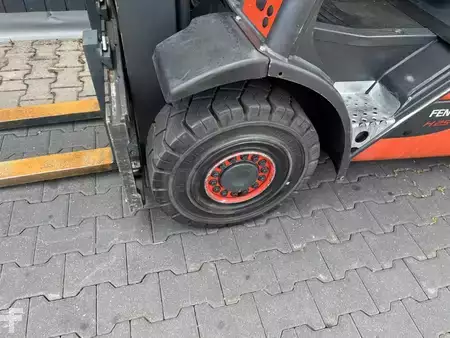 Wózki gazowe  Linde H25T-02 (8)