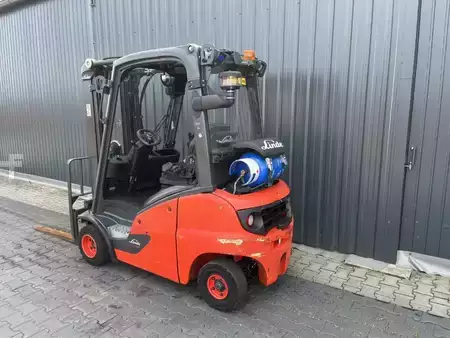 Carretilla elevadora GLP 2021  Linde H20T-01 (3)