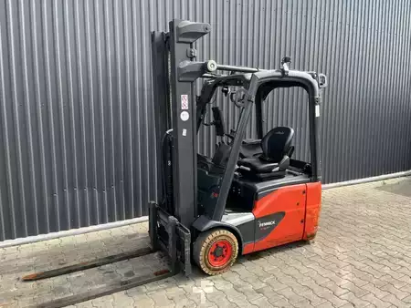Elektrisk- 3 hjul 2020  Linde E15-02 (1)