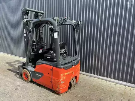 Elektrisk- 3 hjul 2020  Linde E15-02 (3)