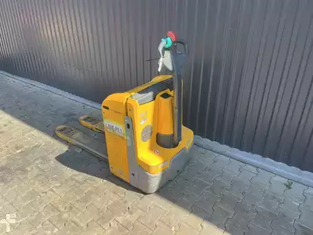 Lavtløftende truck 2021  Jungheinrich EJE120 (3)