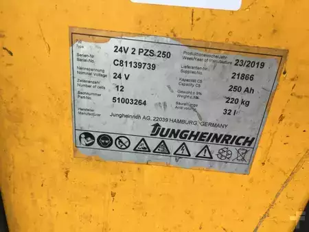 Wózki systemowe do implementacji 2019  Jungheinrich EZS130 (5)