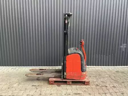 Stapelaars 2008  Linde L14 (2)