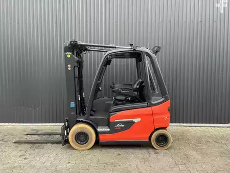 4-wiel elektrische heftrucks 2022  Linde E25-01 (2)