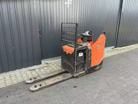 Nízkozdvižný vozík 2020  BT LPE200 (1)