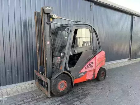 Diesel heftrucks 2013  Linde H30D-02 (1)
