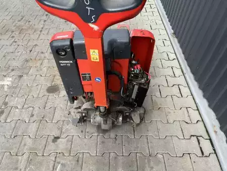Nízkozdvižný vozík 2022  Linde MT15 (5)