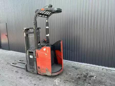 Stoccatori uomo a piedi 2020  Linde D12SP (3)