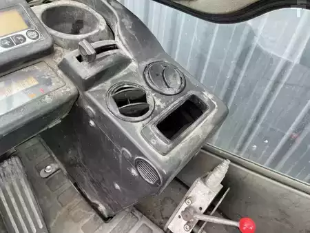 Diesel heftrucks 2014  Toyota 8FDJF35 (7)