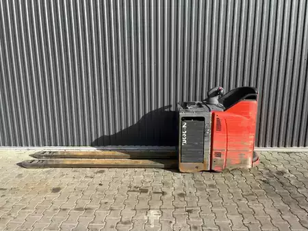 Nízkozdvižný vozík 2020  Linde T25SP (2)