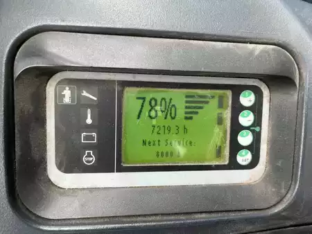 Stoccatori uomo a piedi 2020  Linde D12SP (8)