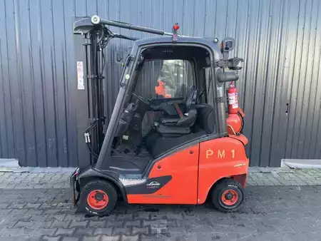 Treibgasstapler 2022  Linde H20T-01 (2)
