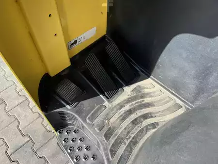 Schubmaststapler 2019  Hyster R1.4 (8)