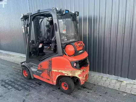 Treibgasstapler 2022  Linde H20T-01 (3)