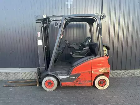 Treibgasstapler 2022  Linde H16T-01 (2)