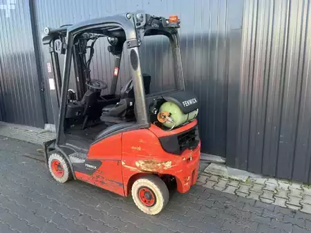 Treibgasstapler 2022  Linde H16T-01 (3)