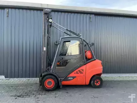 Treibgasstapler 2020  Linde H35T-02 (2)