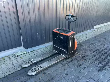 Niederhubwagen 2018  BT LWE200 (1)