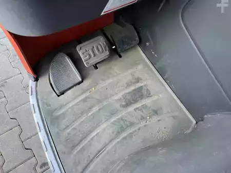 Tolóoszlopos targonca 2018  Linde R14HD-01 (8)