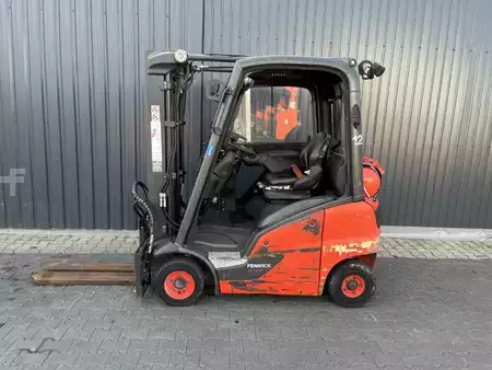 Treibgasstapler 2022  Linde H14T-01 (2)