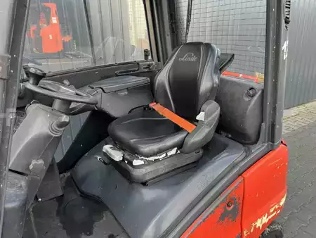 Treibgasstapler 2022  Linde H14T-01 (9)