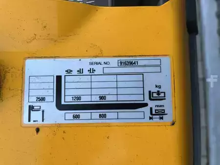 Apilador eléctrico 2019  Jungheinrich EJCB12 (5)