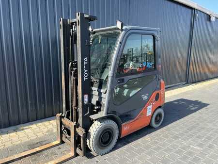 LPG Forklifts 2018  Toyota 8FGF15 (1)