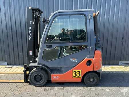 LPG Forklifts 2016  Toyota 8FGF15 (2)